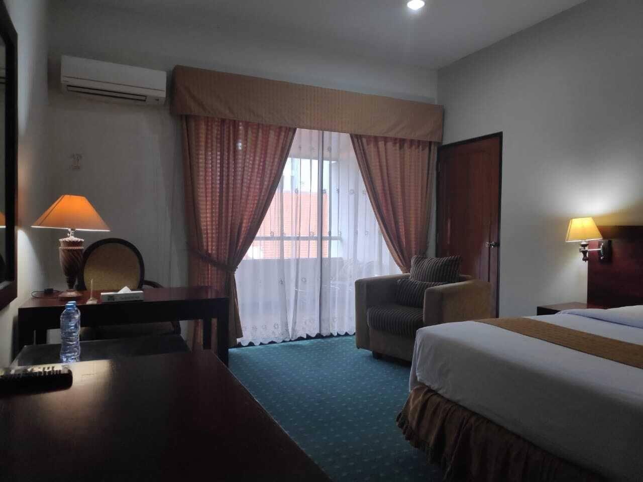 סוראבאיה New Grand Park Hotel מראה חיצוני תמונה