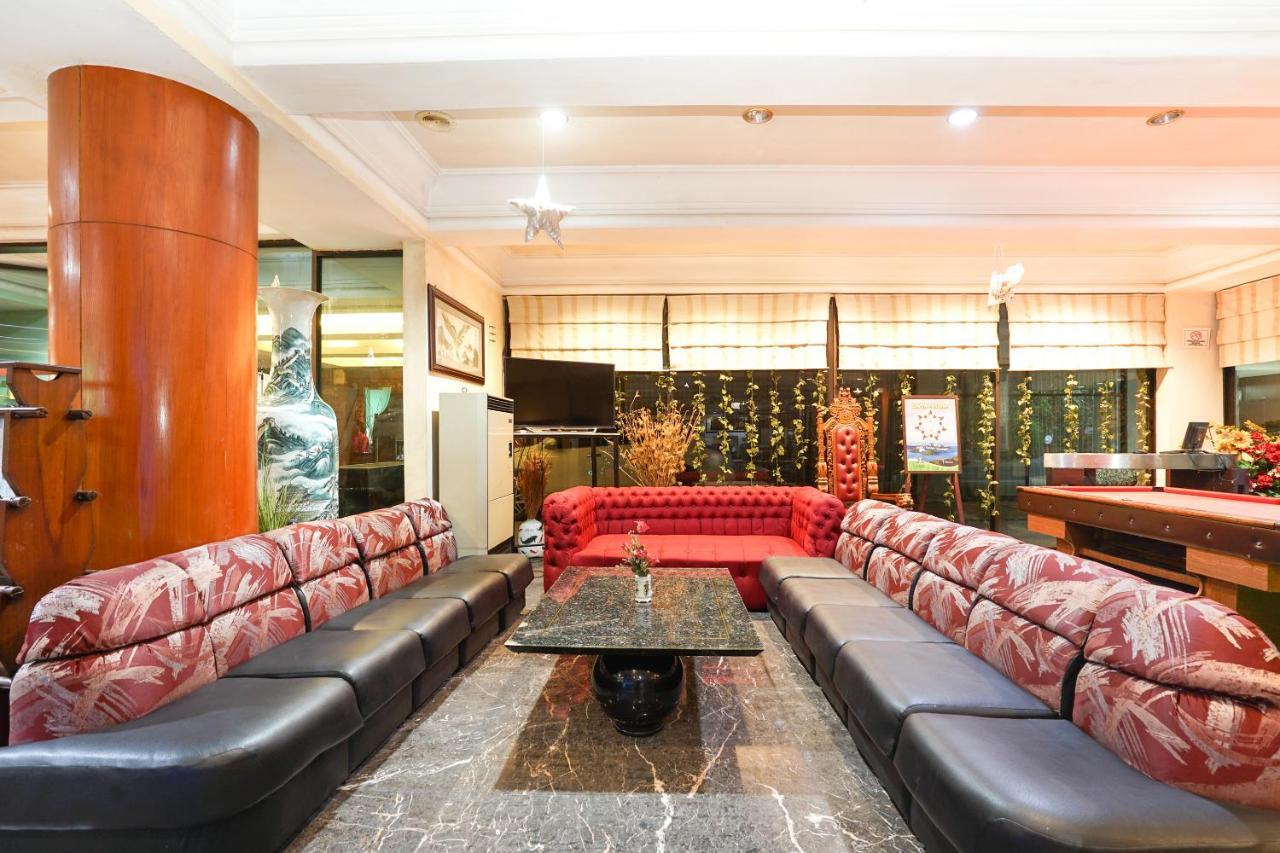 סוראבאיה New Grand Park Hotel מראה חיצוני תמונה